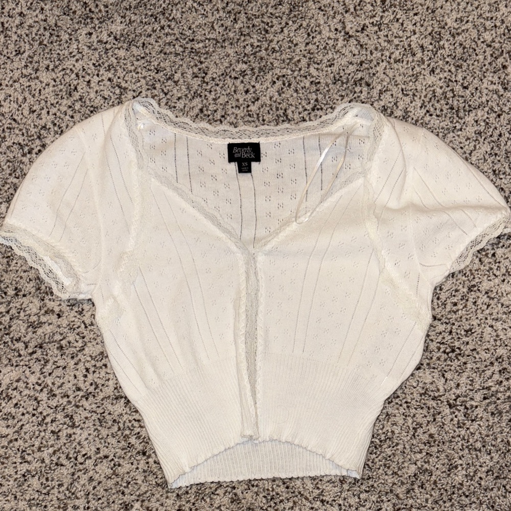 *ACCEPTING OFFERS* White Knit Crop Top